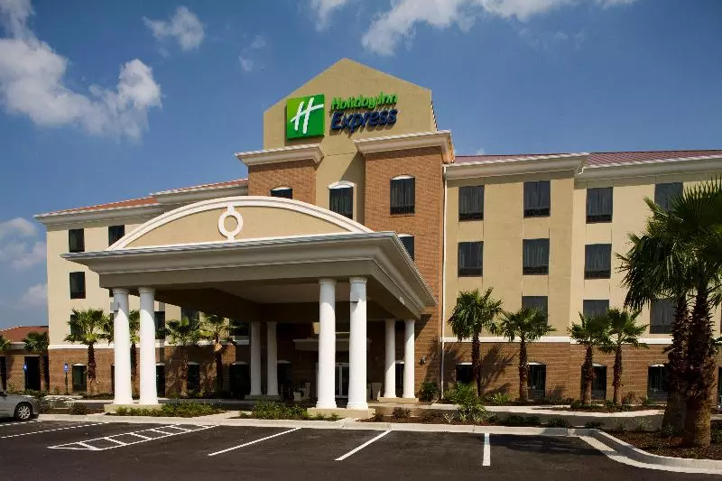 Holiday Inn Express Hotel & Suites Waycross By Ihg