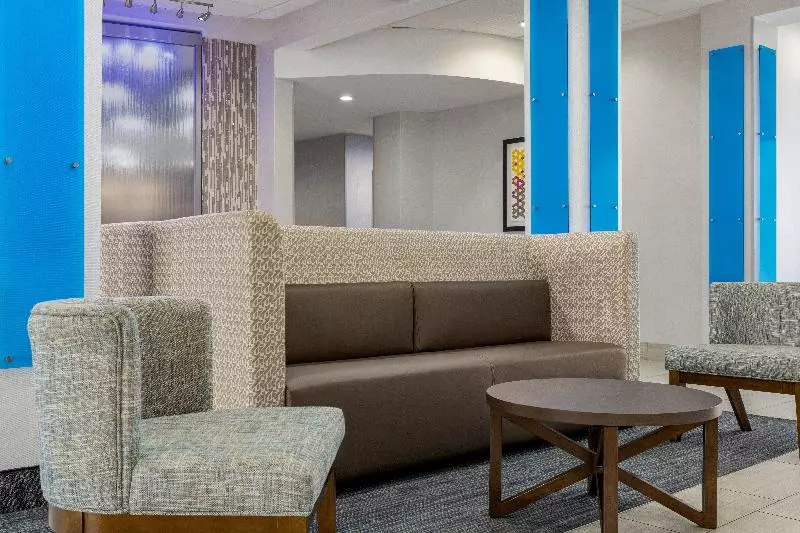 Holiday Inn Express Hotel & Suites Waycross By Ihg