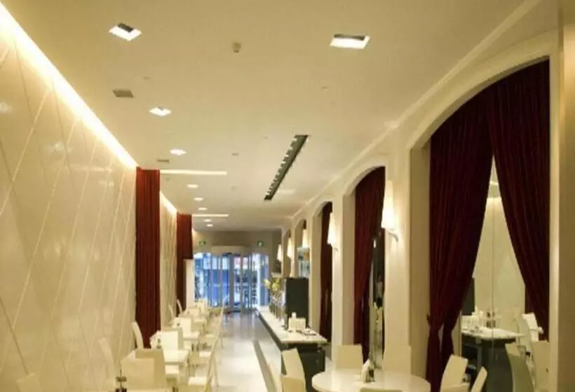 Hotel Jinjiang Inn Wuhan Hanjiang Road Metro Station Jiangtan Pedestrian Street