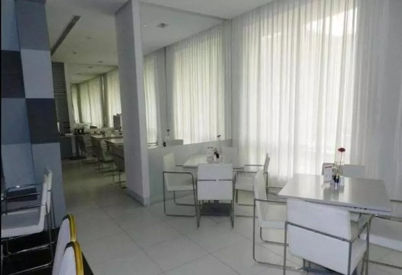 Отель Jinjiang Inn Shenyang North Station