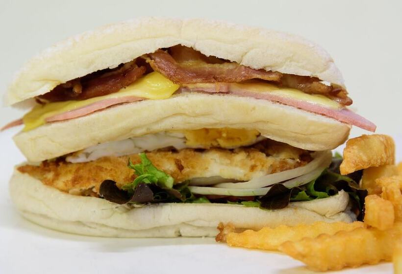 فندق Srisuksant Resort