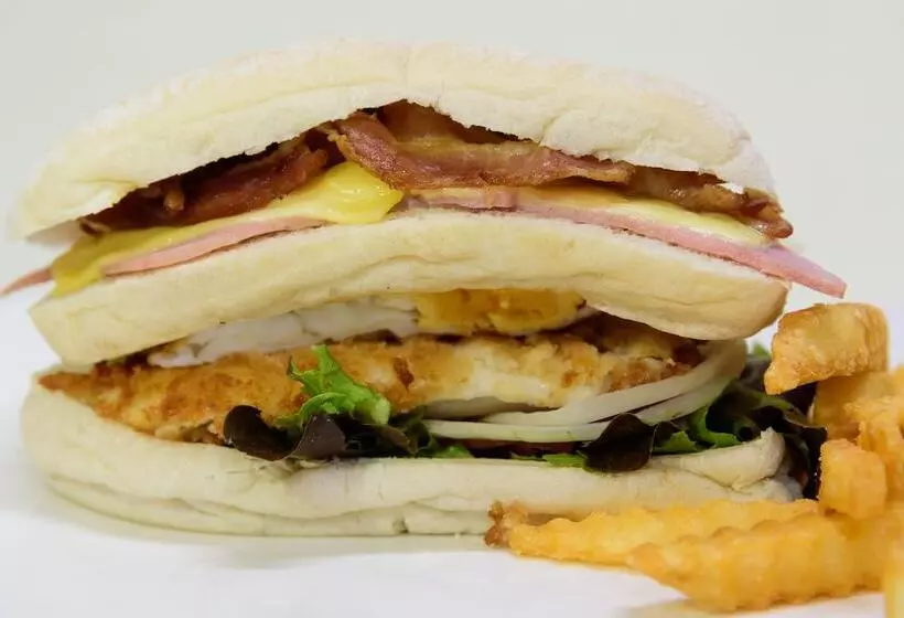 فندق Srisuksant Resort