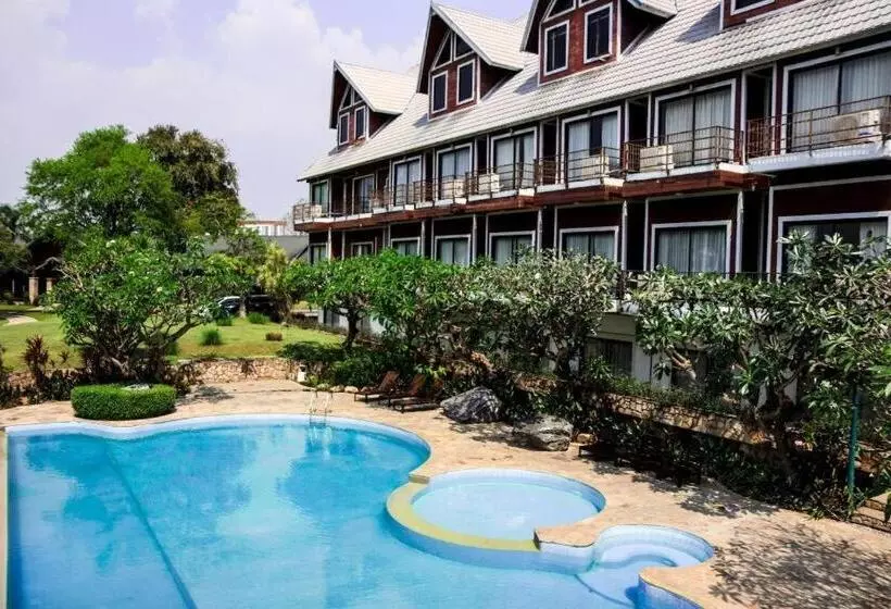 هتل The Bonanza Resort Khaoyai