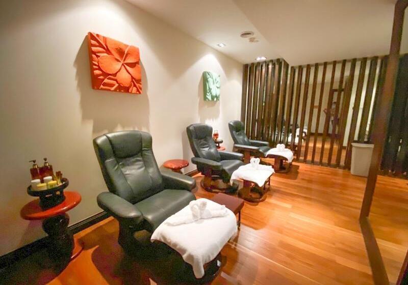 هتل The Quarter Saladaeng By Uhg