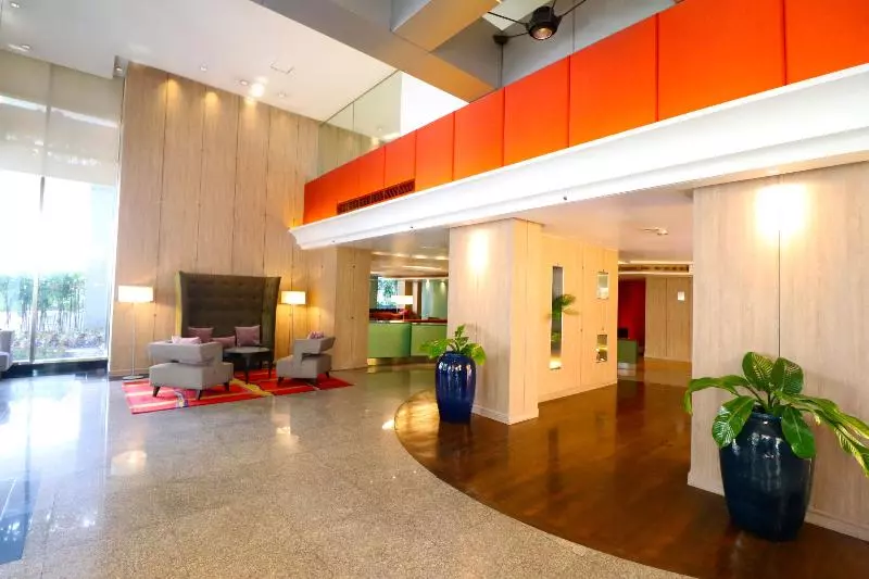 هتل The Quarter Saladaeng By Uhg