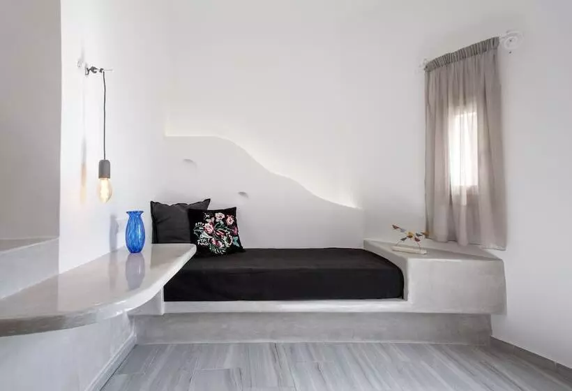 فندق Theartemis Perissa