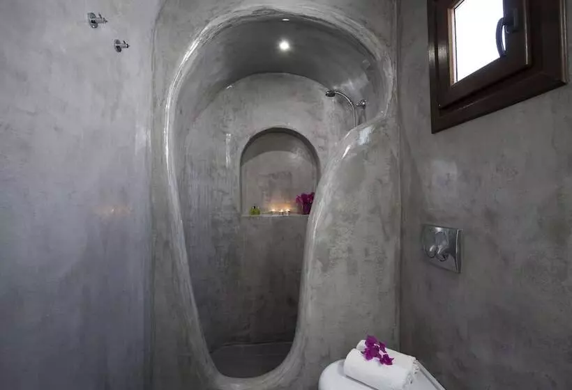 فندق Theartemis Perissa