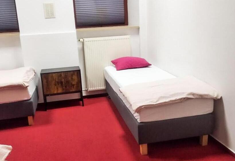 Music Hostel Piotrkowska