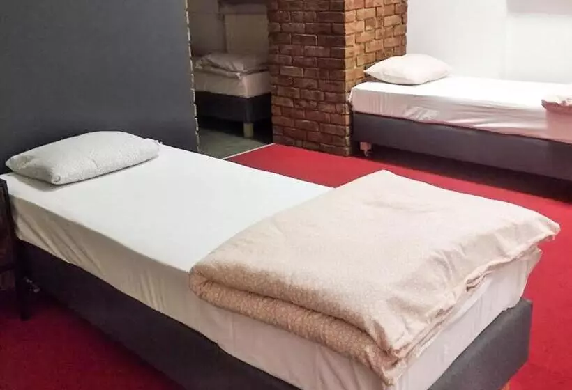 Music Hostel Piotrkowska