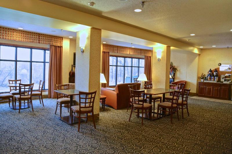 Holiday Inn Express Hotel And Suites Valparaiso, An Ihg