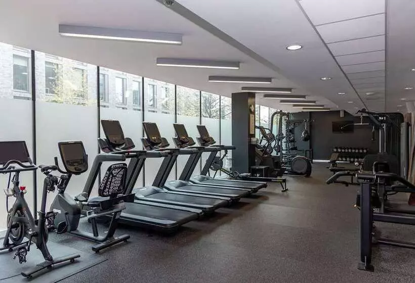 호텔 Hilton London Wembley