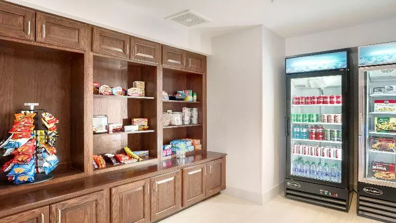 Holiday Inn Express Hotel & Suites Portland, An Ihg