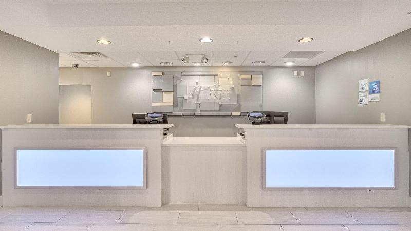 Holiday Inn Express Hotel & Suites Portland, An Ihg