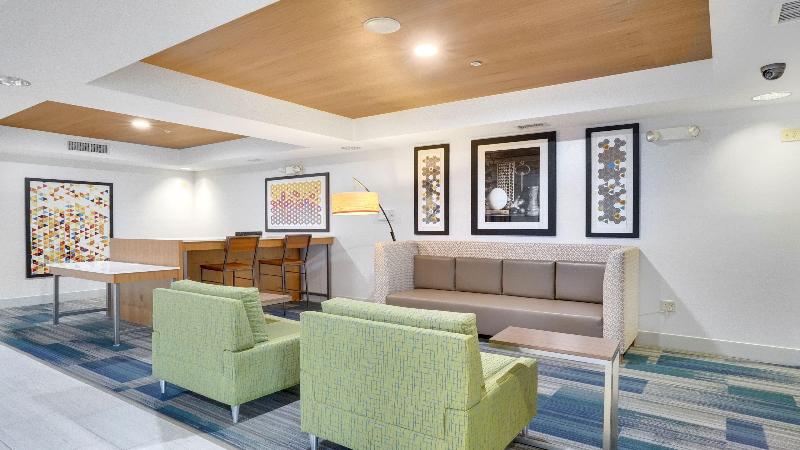 Holiday Inn Express Hotel & Suites Portland, An Ihg
