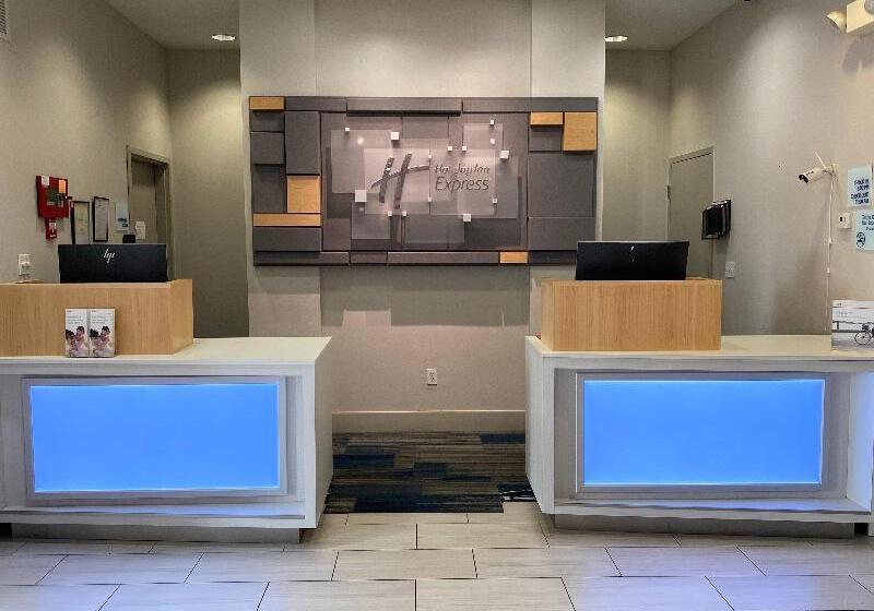 בית מלון כפרי Holiday Inn Express   Eunice, An Ihg