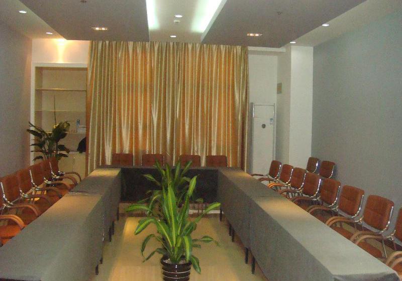 호텔 Jingjiang Inn Shanghai International Tourist Holiday Resort Pudong Huinan Subway Station