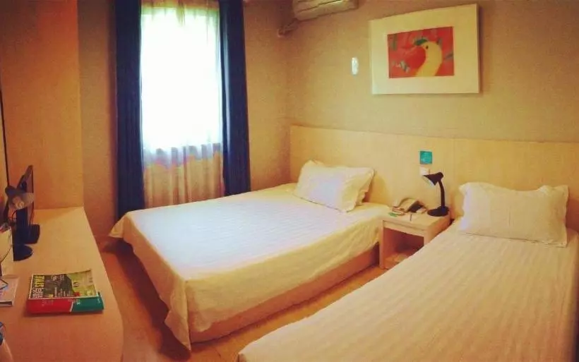 בית מלון כפרי Jinjiang Inn Tianjin Xianyang Road