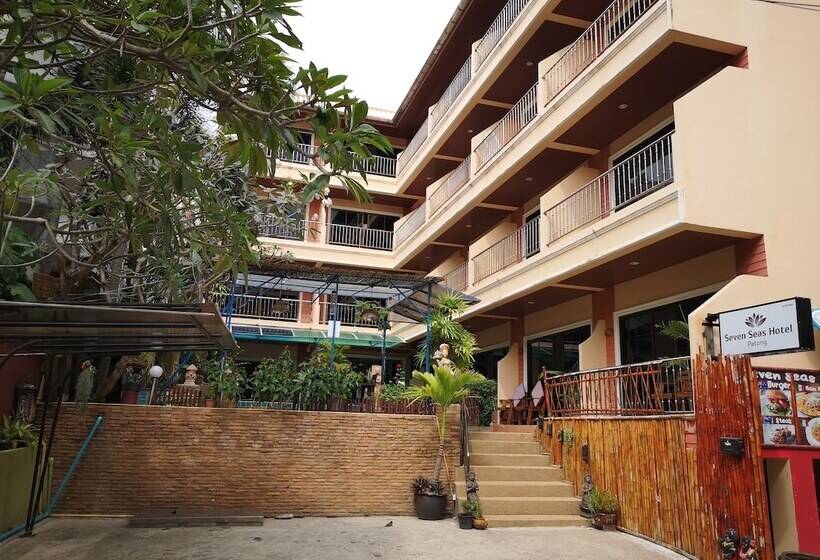 Hotel Seven Seas
