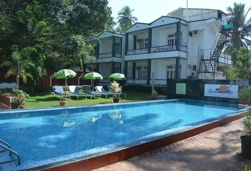 فندق Summerville Beach Resort