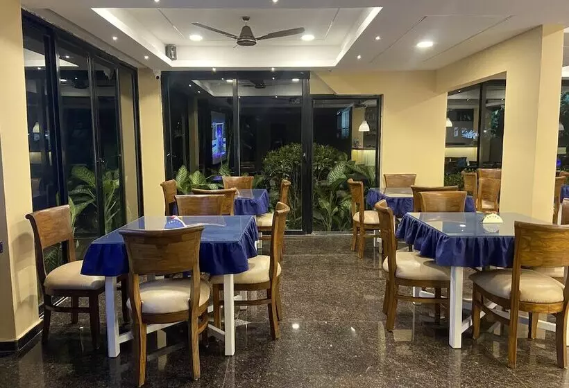 فندق Summerville Beach Resort