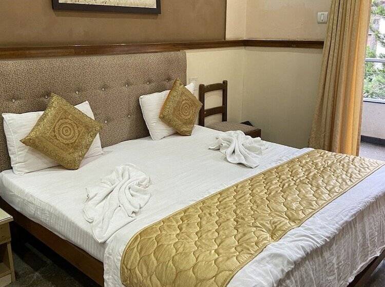 فندق Summerville Beach Resort