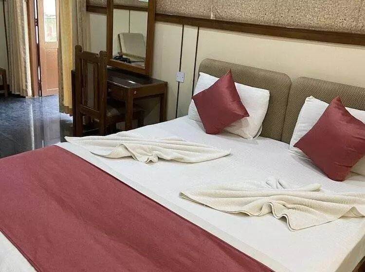 فندق Summerville Beach Resort