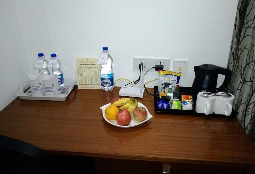 هتل The Royal Comfort