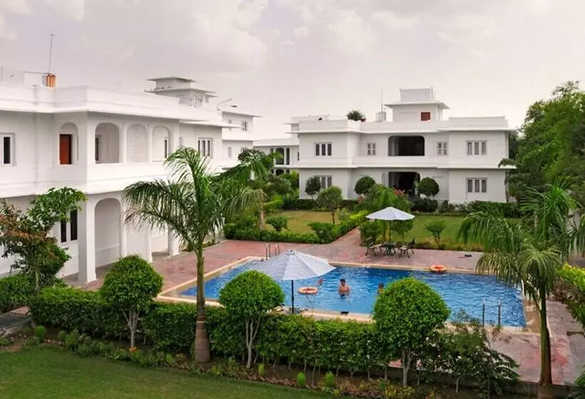 فندق Udai Vilas Palace