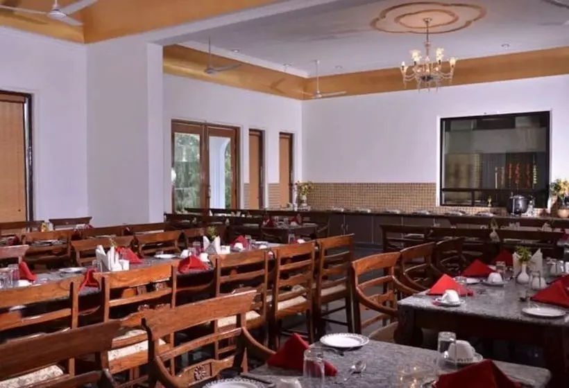 فندق Udai Vilas Palace