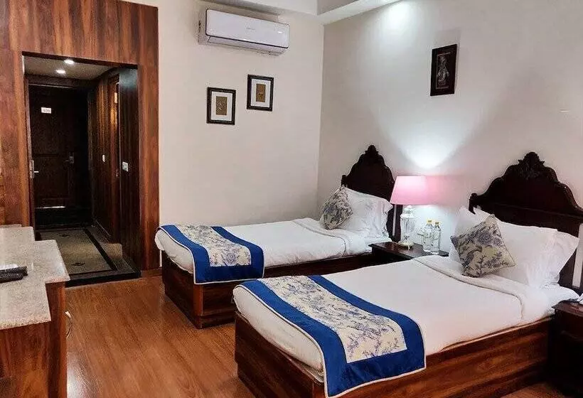 فندق Udai Vilas Palace