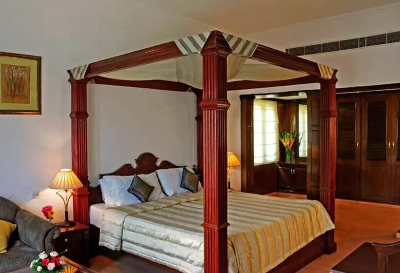 فندق Udai Vilas Palace