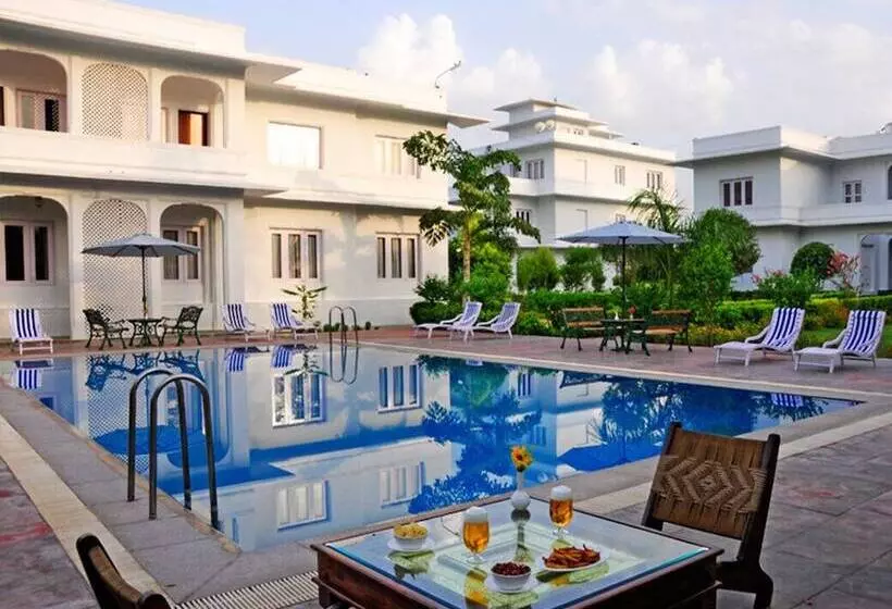 فندق Udai Vilas Palace