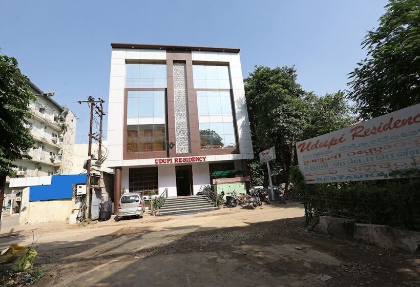 Hotel Udupi Inn