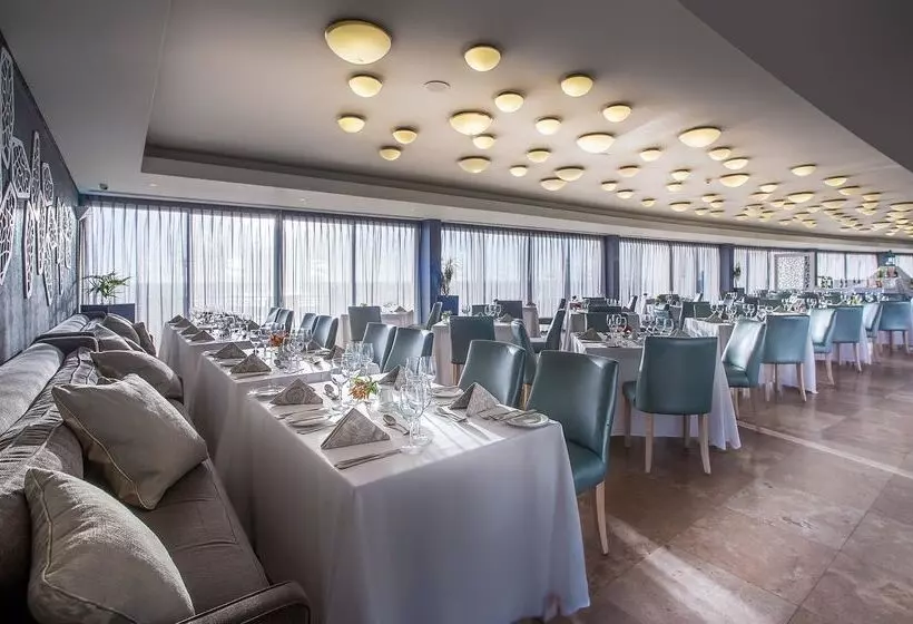 Lagoon Beach Hotel & Spa