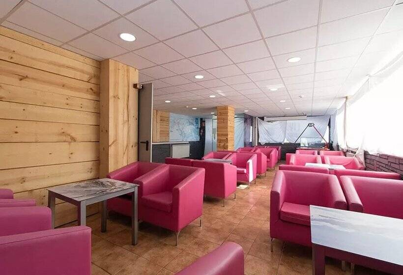 Apartaments Turistics Natural Suites Manzano 3000