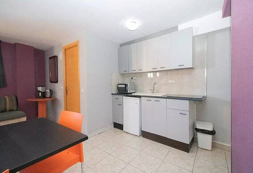 Apartaments Turistics Natural Suites Manzano 3000