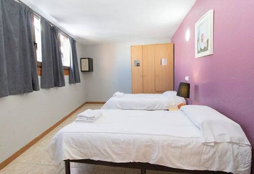 Apartaments Turistics Natural Suites Manzano 3000
