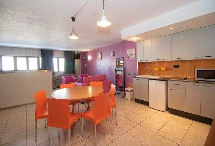 Apartaments Turistics Natural Suites Manzano 3000