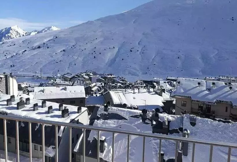 Apartaments Turistics Natural Suites Manzano 3000