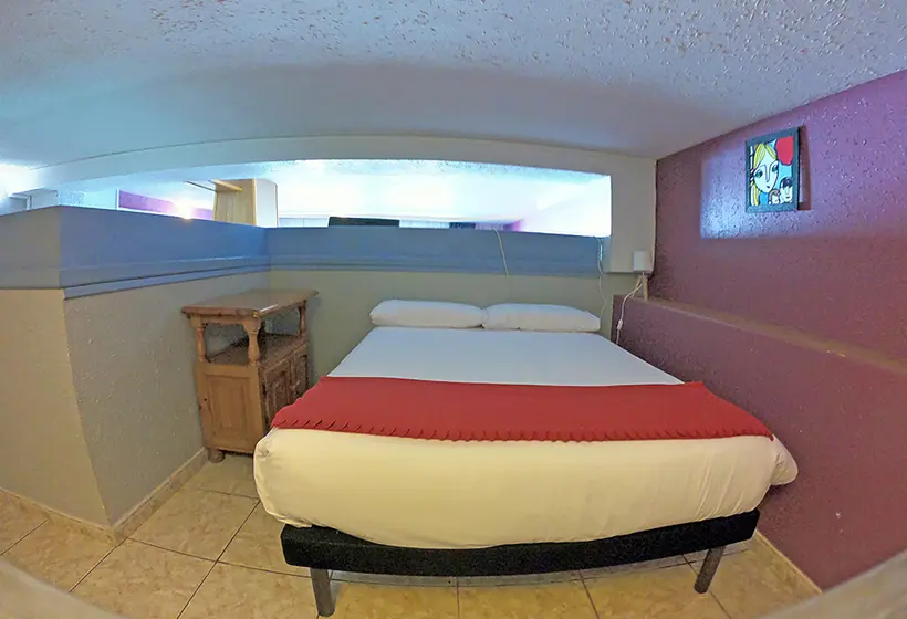Apartaments Turistics Natural Suites Manzano 3000