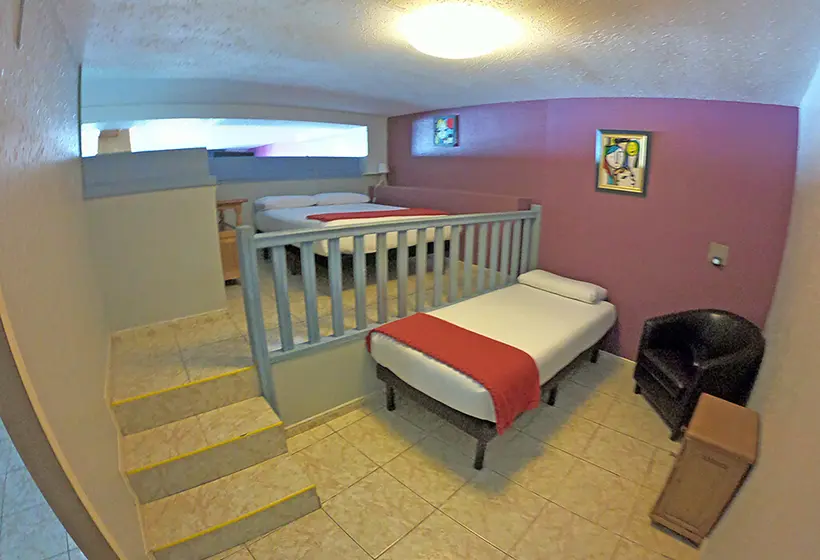 Apartaments Turistics Natural Suites Manzano 3000