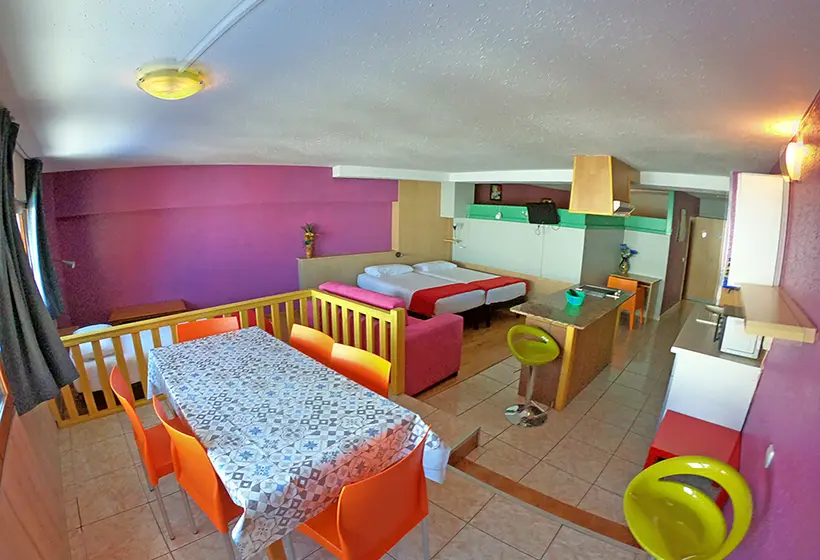 Apartaments Turistics Natural Suites Manzano 3000