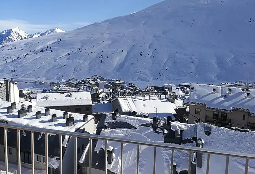 Apartaments Turistics Natural Suites Manzano 3000