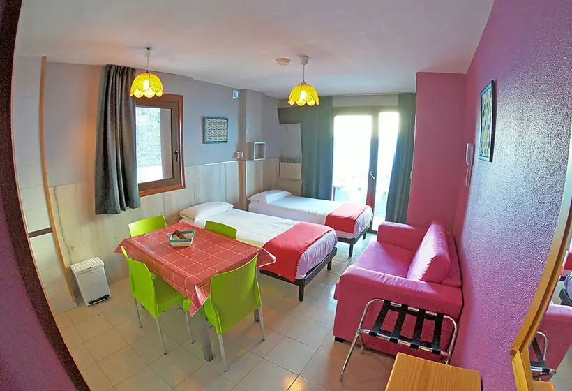 Apartaments Turistics Natural Suites Manzano 3000