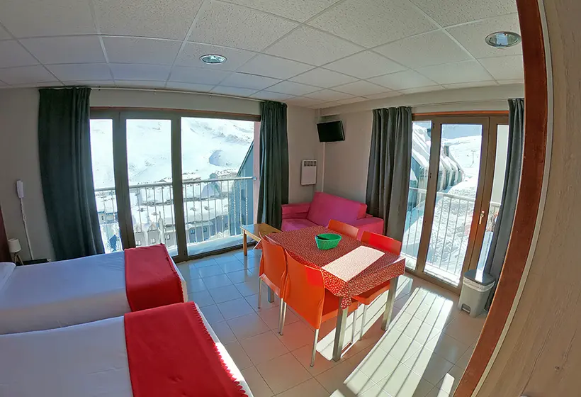 Apartaments Turistics Natural Suites Manzano 3000