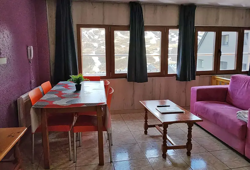 Apartaments Turistics Natural Suites Manzano 3000