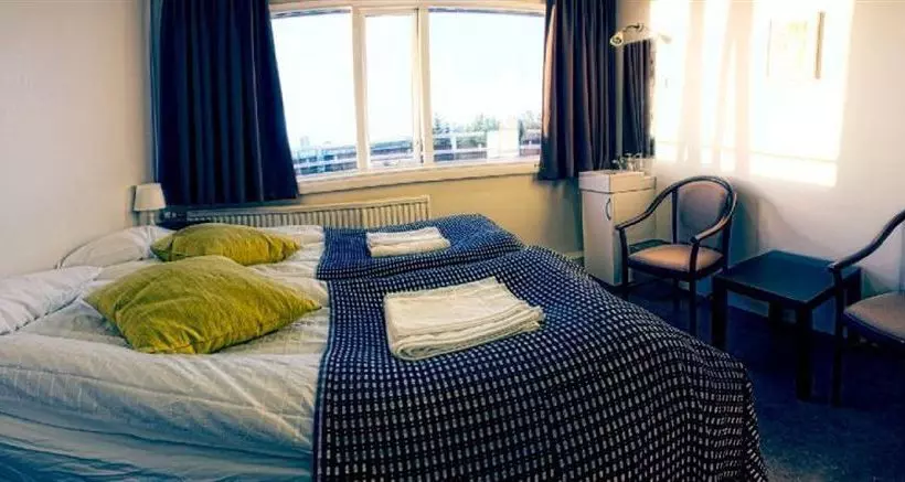 تختخواب و صبحانه Lily Guesthouse