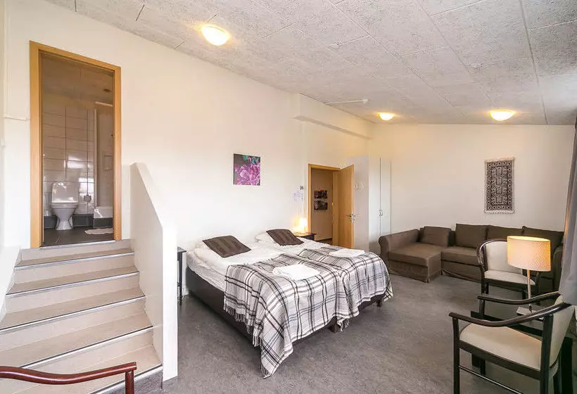 تختخواب و صبحانه Lily Guesthouse
