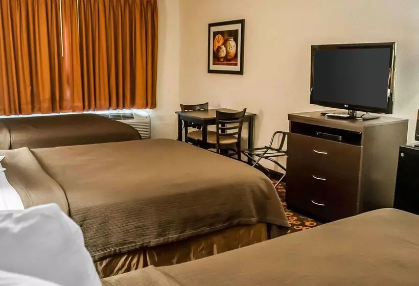 Otel Econo Lodge Inn & Suites