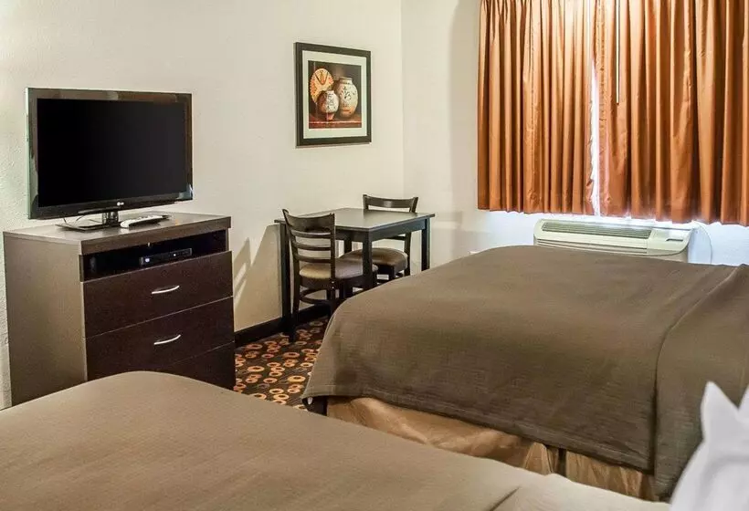 Otel Econo Lodge Inn & Suites